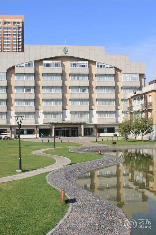 Green Park Hotel Tianjin Binhai  Exteriör bild